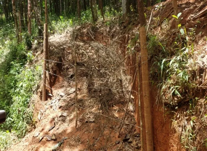Terreno a venda em São Lourenço da Serra - SP (bairro Despézio) com 2.000mts²