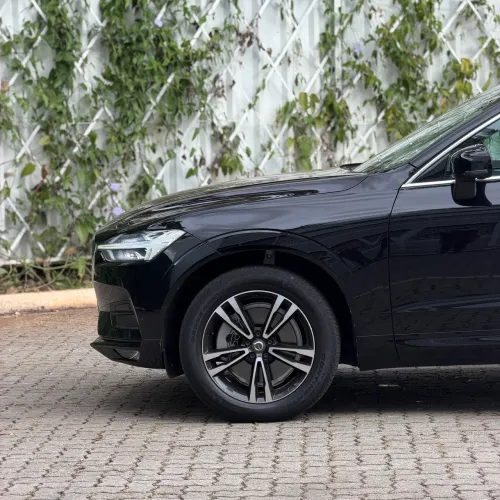 Volvo XC-60 XC 60 D-5 Momentum 2.0 AWD Diesel 5P 2019