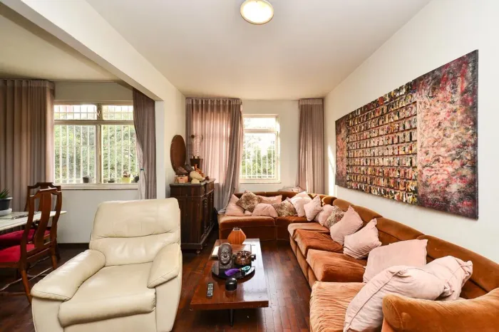 Apartamento à Venda - Coração de Jesus, 4 Quartos, 160 m2