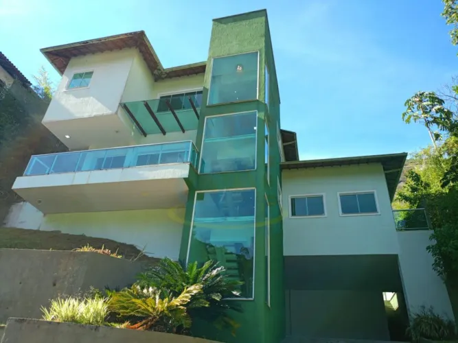Imperdível casa para venda ou locação em Petrópolis-RJ, Quitandinha: 3 quartos, 3 suítes,