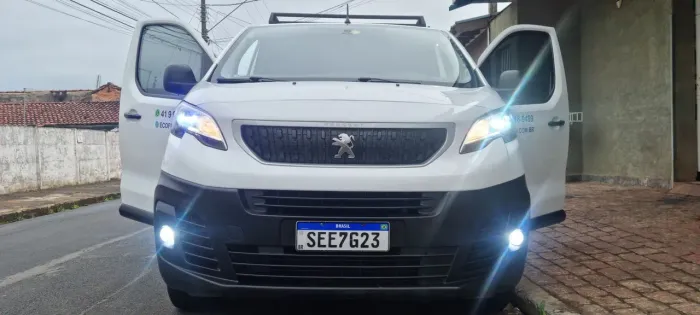 Peugeot Expert Cargo 1.5 Turbo Diesel 2023