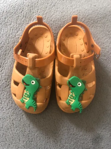 Sandália infantil 23/24