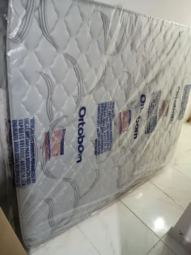 Colchão casal Ortobom d28 espuma selada
