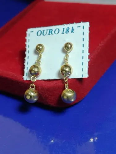 Brincos 3 Bolas 3 mm, 4 mm e 5 mm Lisas Ouro 18 Kilates Peso 1.50 Gramas Bolas Ocas