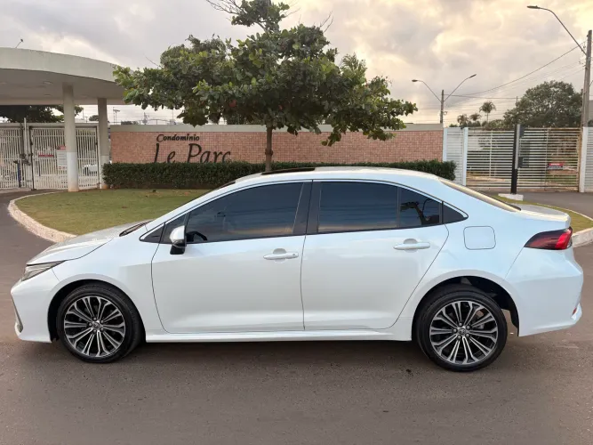 Toyota Corolla Altis 2.0 Flex 16V Aut. 2023