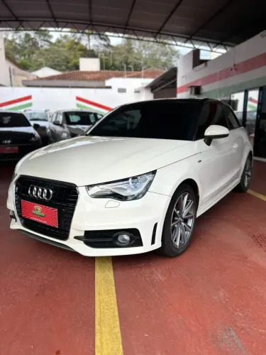 Audi A1 Sport 1.4 TFSI 185cv 3P S-tronic 2013