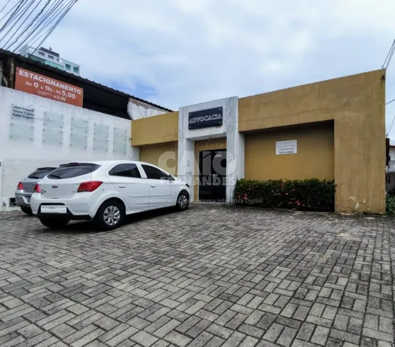Prédio comercial em Lagoa Nova