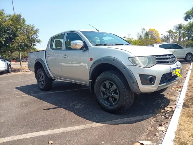 Mitsubishi L200 Triton GL 3.2 CD TB Int. Dies. Mec. 2018