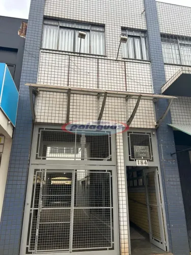 Sala em Sobreloja para alugar no bairro Zona 02 - Maringá/PR