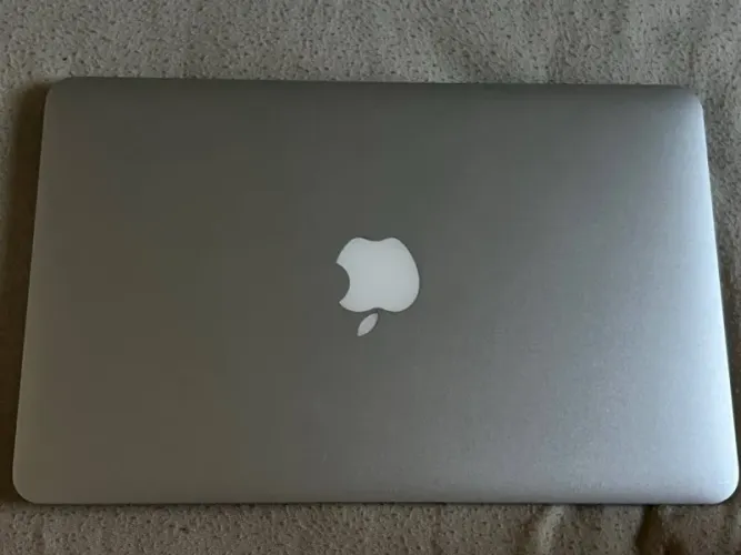 MacBook Air 2011