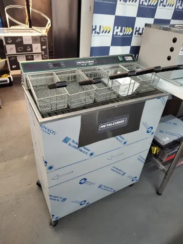 AL - FRITADEIRA ELÉTRICA METALCUBAS 30L - 5 CESTOS - 10000W