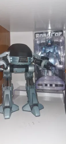 BONECOS NECA ROBOCOP E ED-209 