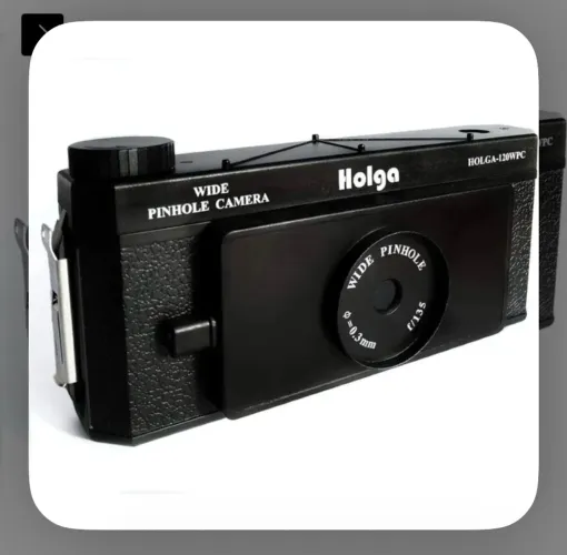 Câmera Holga Pinhole Wide 120 analógica