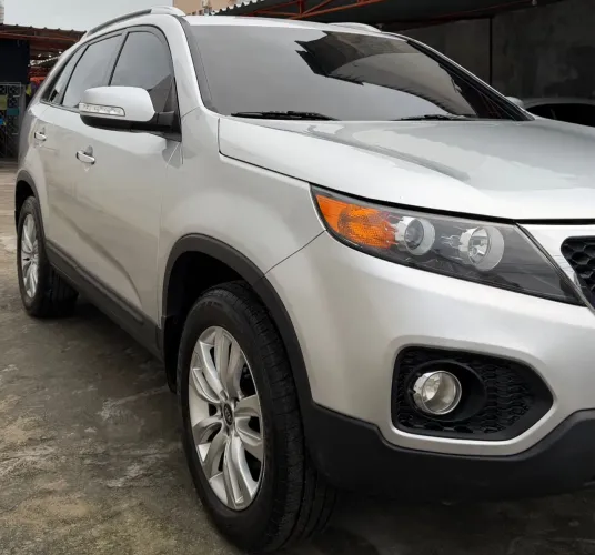 Kia Motors Sorento 2.4 16V 174cv 4X4 Aut. 2011