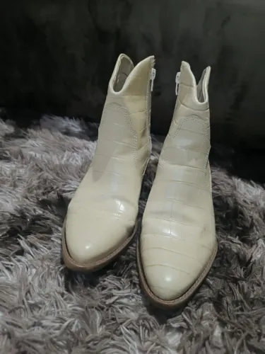 Bota Schutz