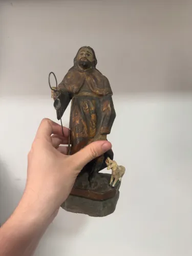 Santo antigo em madeira São Roque