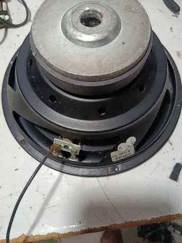 Subwfer 10 pol 4ohms