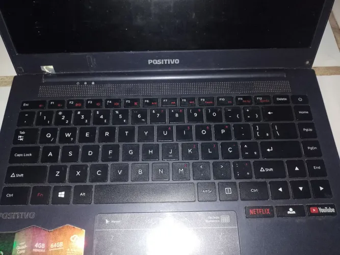 Carcaça de notebook positivo com tela