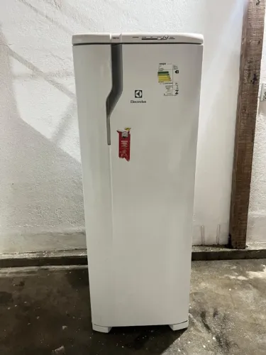 Geladeira Electrolux RDE33 