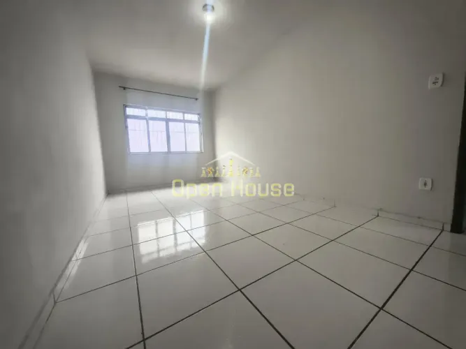 Excelente Apartamento com 2 Quartos no Centro da Cidade à venda - Aterrado, Volta Redonda,