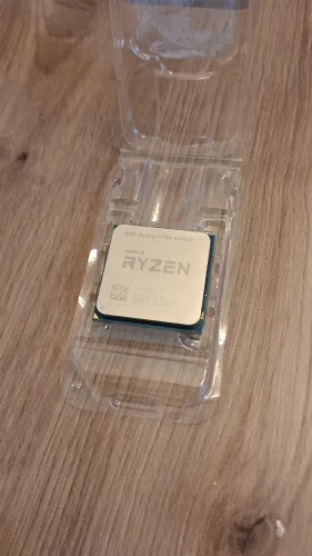 Ryzen 3 PRO 4350GE Não funciona