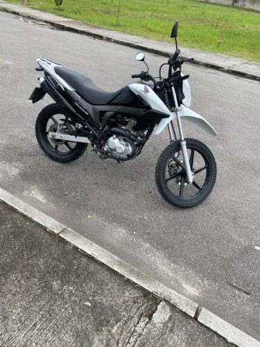 Bros 160