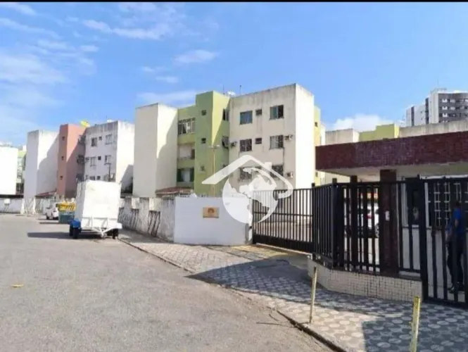 Apartamento com 2 dormitórios à venda, 80 m² por R$ 200.000,00 - Grageru - Aracaju/SE