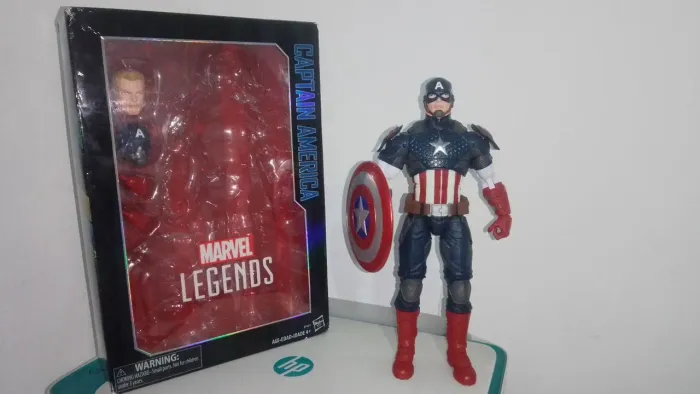 Action figure Capitão América Marvel legends Series - Escala 1/6. Leiam descrição!