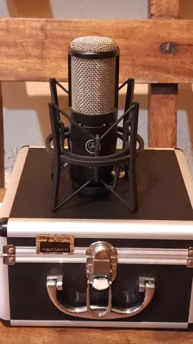 MICROFONE AKG P220 CONDENSER ORIGINAL HARMAN