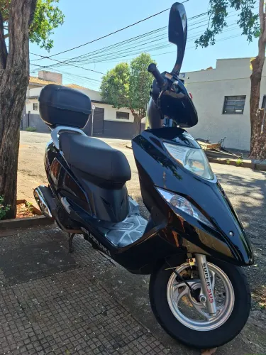 Burgman 125i 