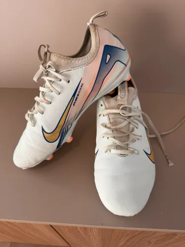 Chuteira Nike original 