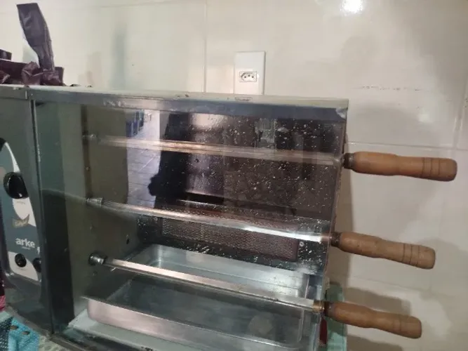 forno a gás em excelente estado
