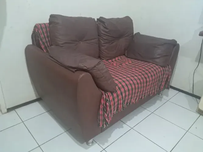 Conjunto de Sofá 2 e 3 Lugares Carioflex - Estrutura Firme (Ler Descrição)