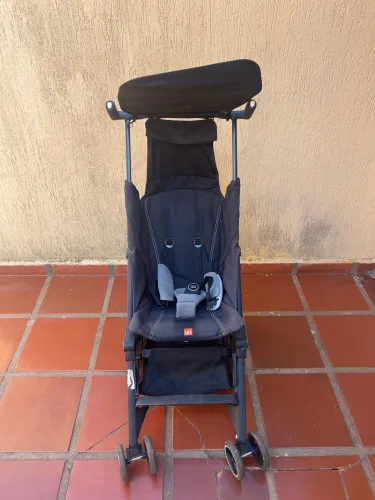 Carrinho de Bebê Ultra Compacto GB Pockit - Excelente Estado