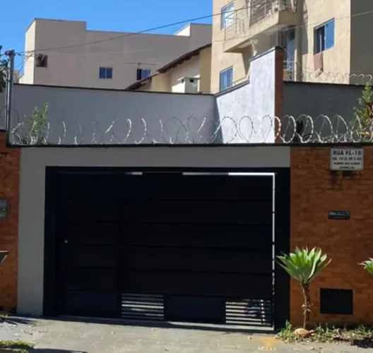 Casa 3Q 1 SUITE Parque das Flores