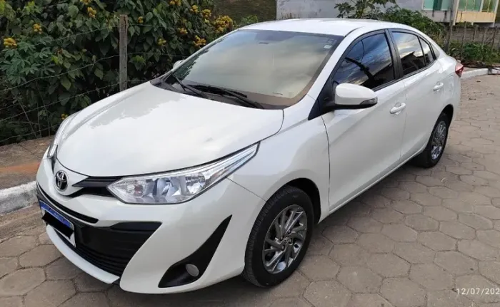 Toyota Yaris XL Sedan 1.5 Flex 16V 4P Mec. 2020