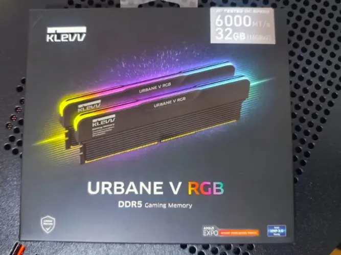 Memória RAM KLEVV Urbane V RGB 32GB (2x16GB) DDR5 6000 CL30 