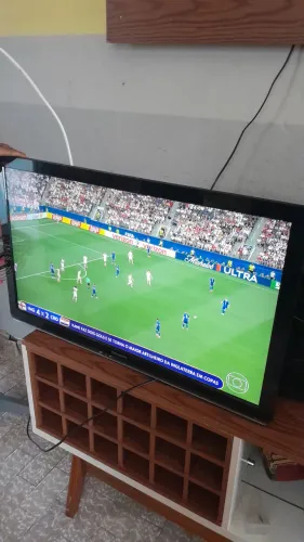 Televisão Panasonic de 32 polegadas 