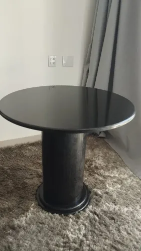 Mesa Redonda em Granito Preto - Elegante e Muito Resistente