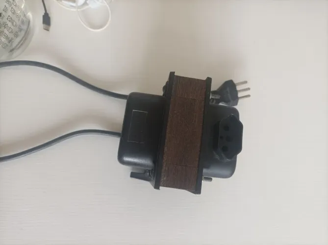 Auto Transformador Conversor de Voltagem 110v / 220v