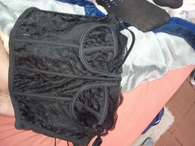 Vendo cropped corset de renda