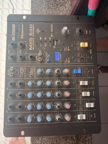 Mesa de som wattsom- mas 6SD áudio mix