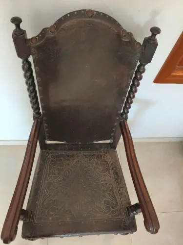 Cadeira de braço (ou trono) estilo Manuelino / Colonial