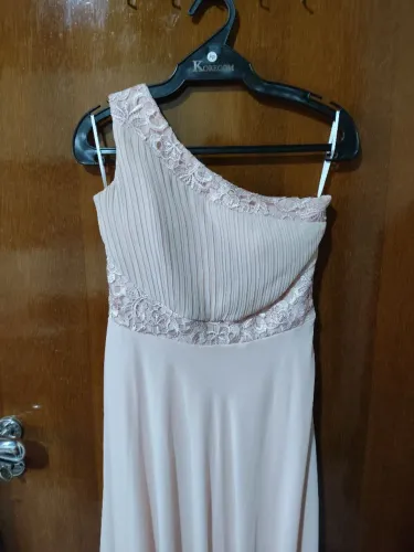 Vendo vês social na cor rosa claro