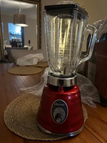 Liquidificador Oster retro