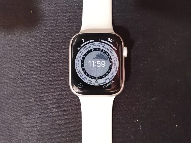 Apple Watch séries 7 45mm estrelar