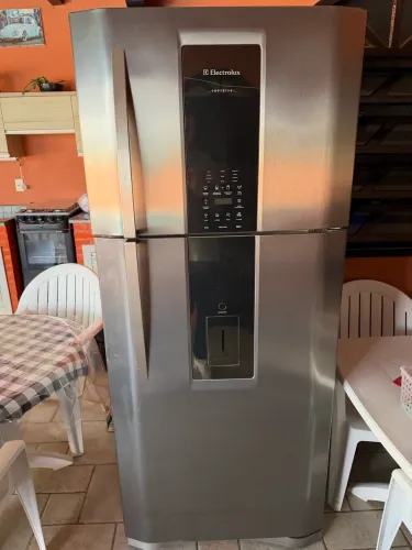Geladeira Electrolux Infinity 542L Inox - DI80X - Frost Free - Dispenser Água e Gelo