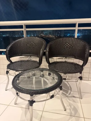 Conjunto para Varanda - 2 Cadeiras + Mesa de Centro