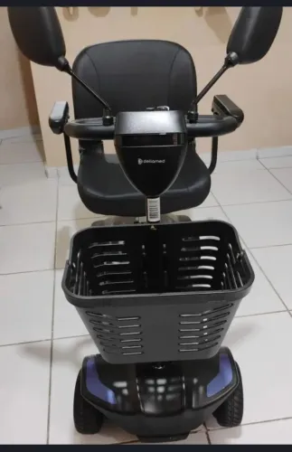 Cadeira Elétrica Motorizada (Dellamed)