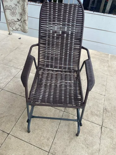 Vendo cadeira de balanço seminova 